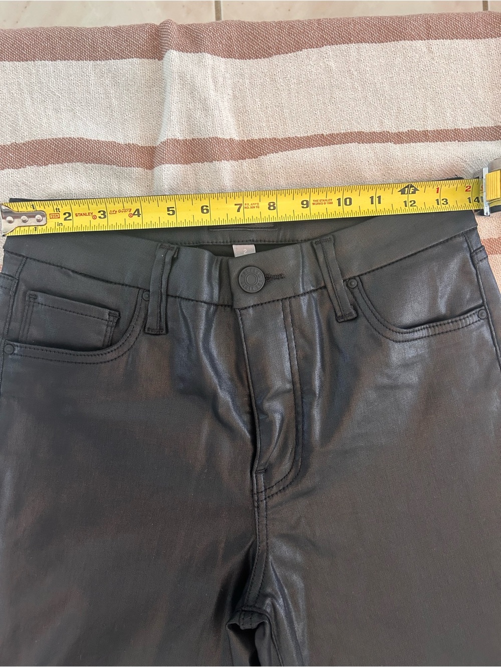 Kut from the Kloth Meg Fab AB Wide Leg Black Faux Leather Jeans, Size 2 - Picture 5 of 7